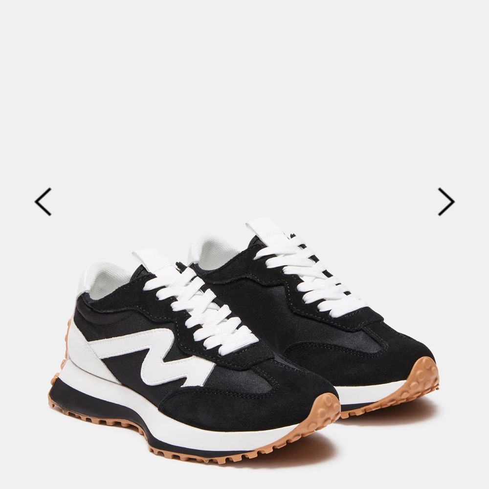 Campo Black and White Sneakers 🖤